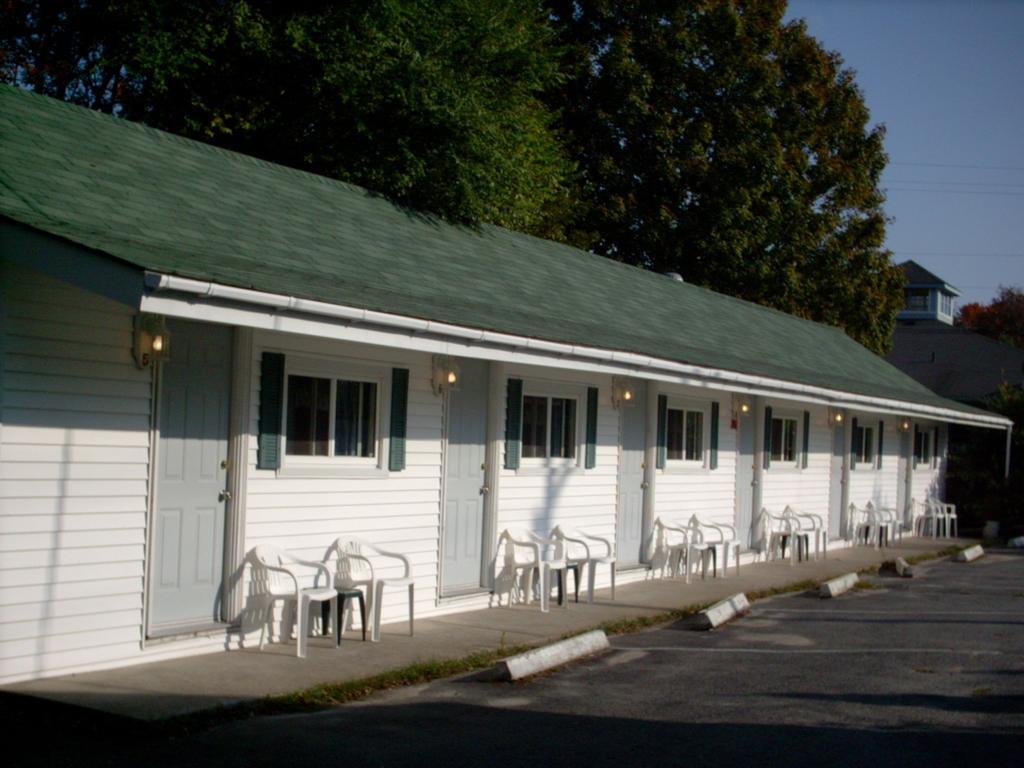 Mackenzie Motel & Cottages Shelburne Bagian luar foto