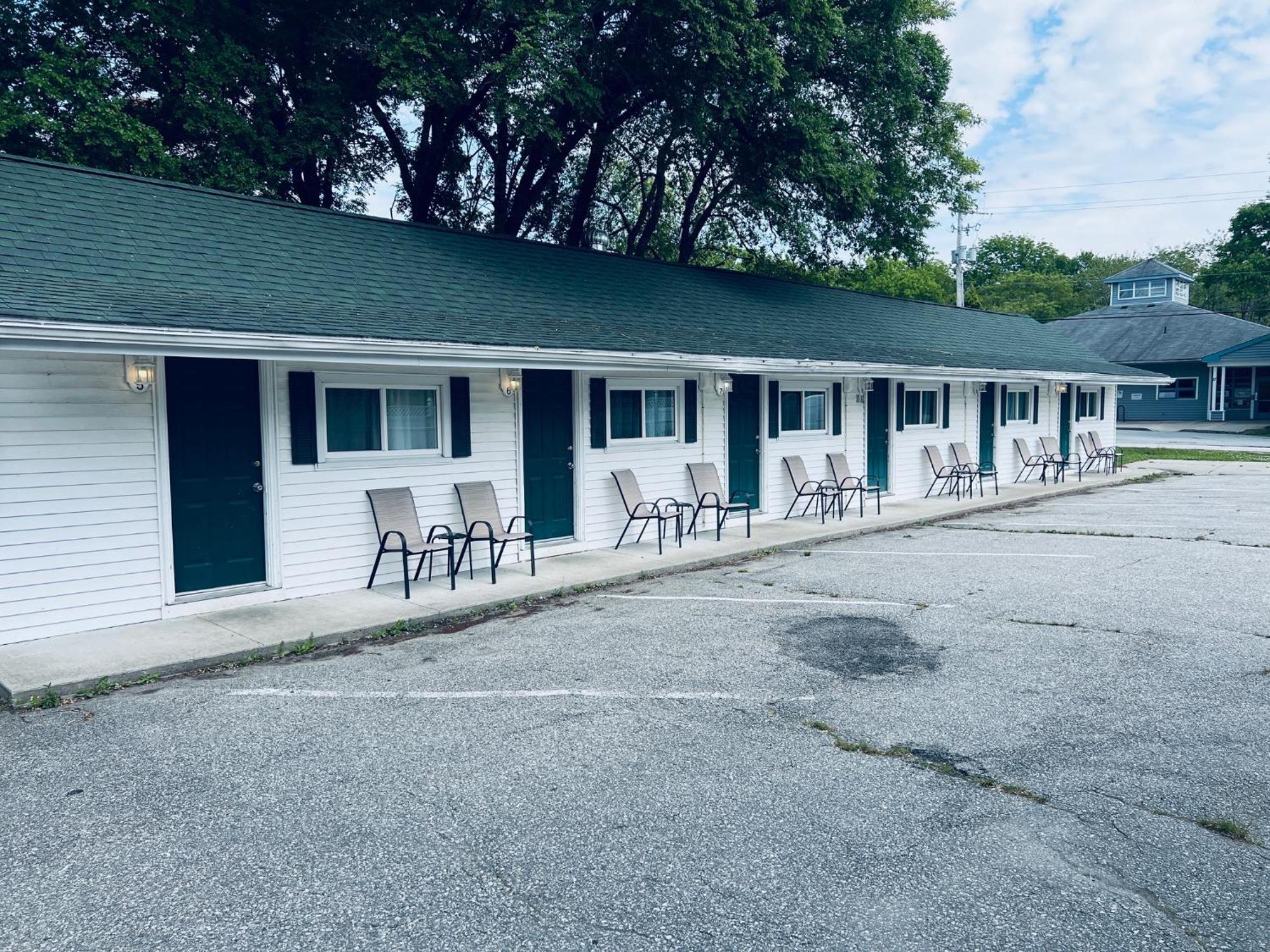 Mackenzie Motel & Cottages Shelburne Bagian luar foto