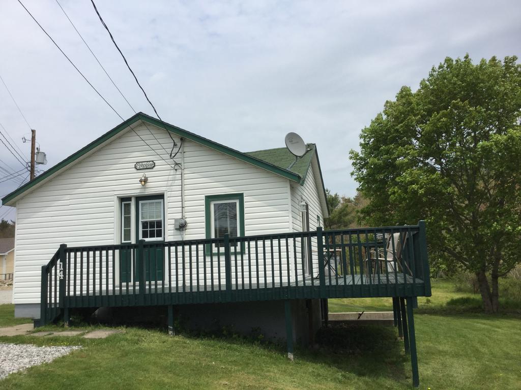 Mackenzie Motel & Cottages Shelburne Bagian luar foto